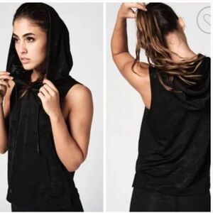 Zumba Strong Matching Camo Set